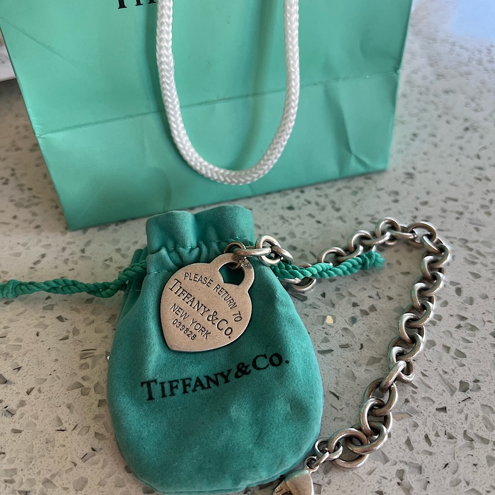Vintage Authentic Return to Tiffany Heart Tag Charm Bracelet